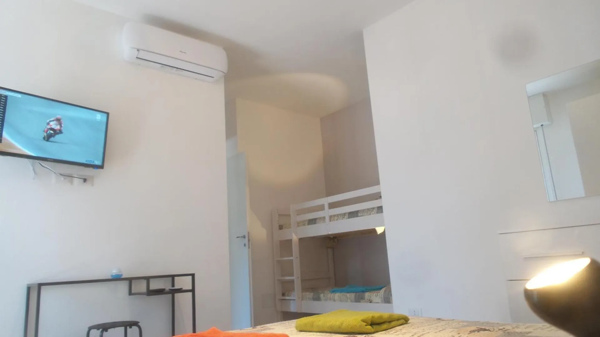 Appartement M1Sesto Marelli Holiday Home Milaan